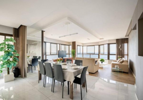 Sea View Luxury Haven Living & 3Bedrooms Seafront